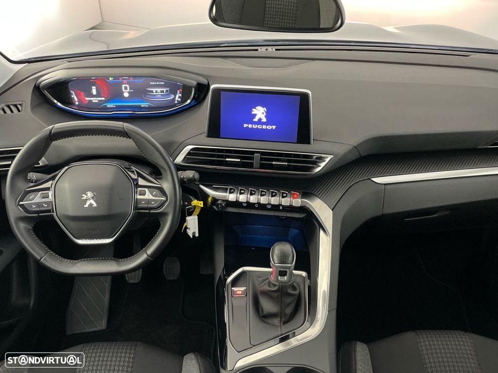Peugeot 3008 1.2 PureTech Active - 10