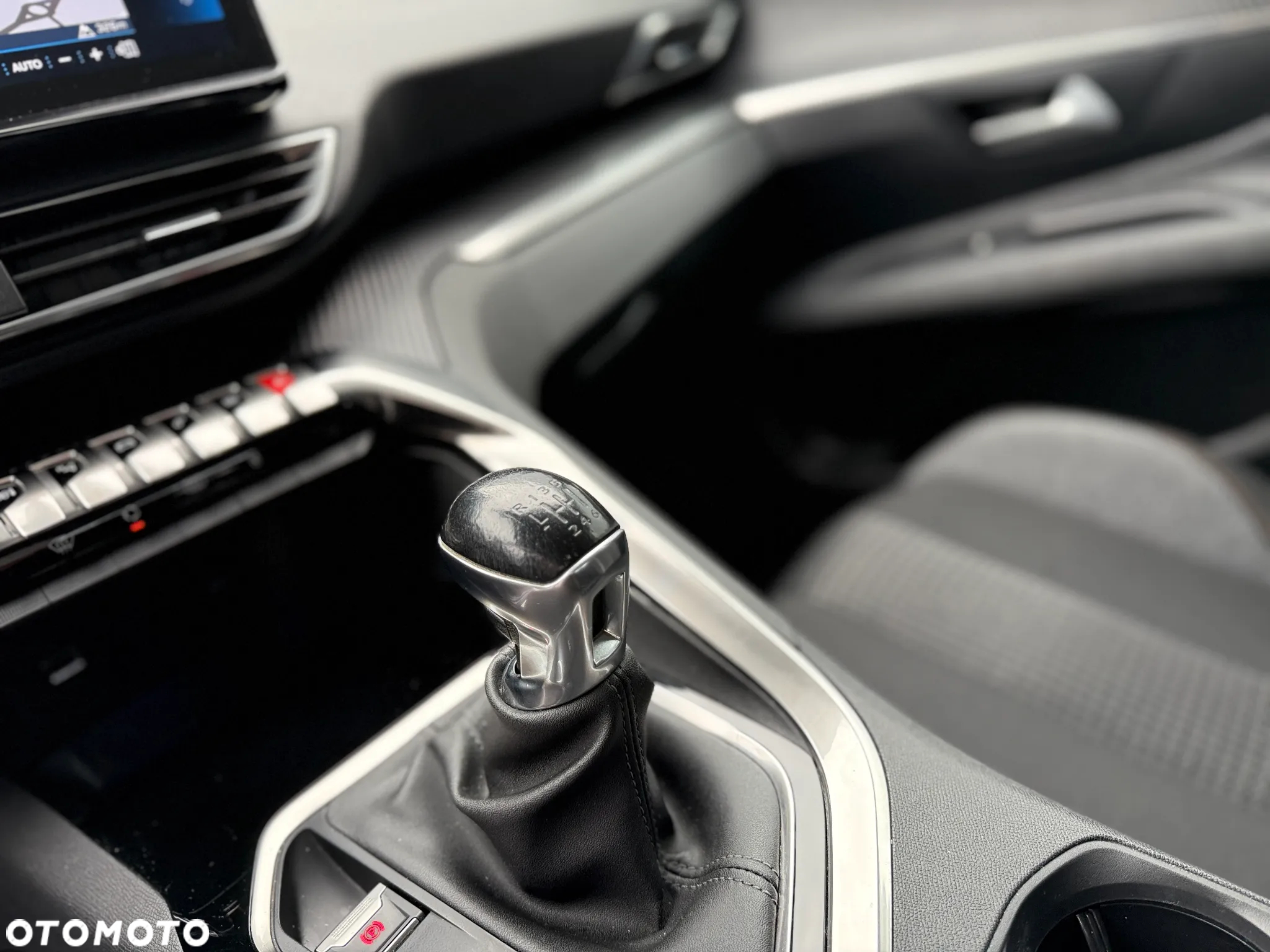 Peugeot 3008 BlueHDi 130 Stop & Start Allure - 25