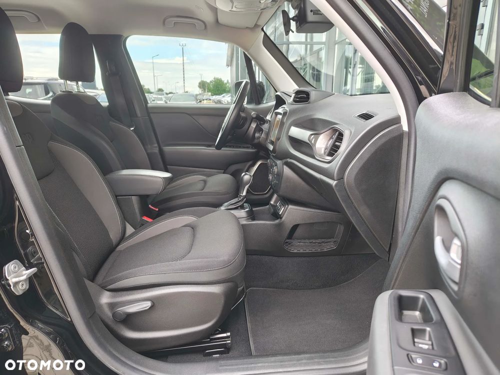 Jeep Renegade 1.5 T4 mHEV Limited FWD S&S DCT - 17