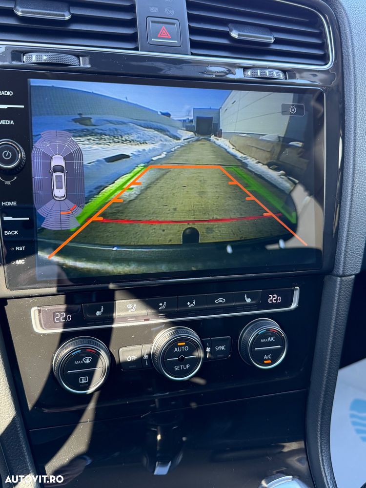 Volkswagen Golf 1.6 TDI DPF DSG MATCH - 9