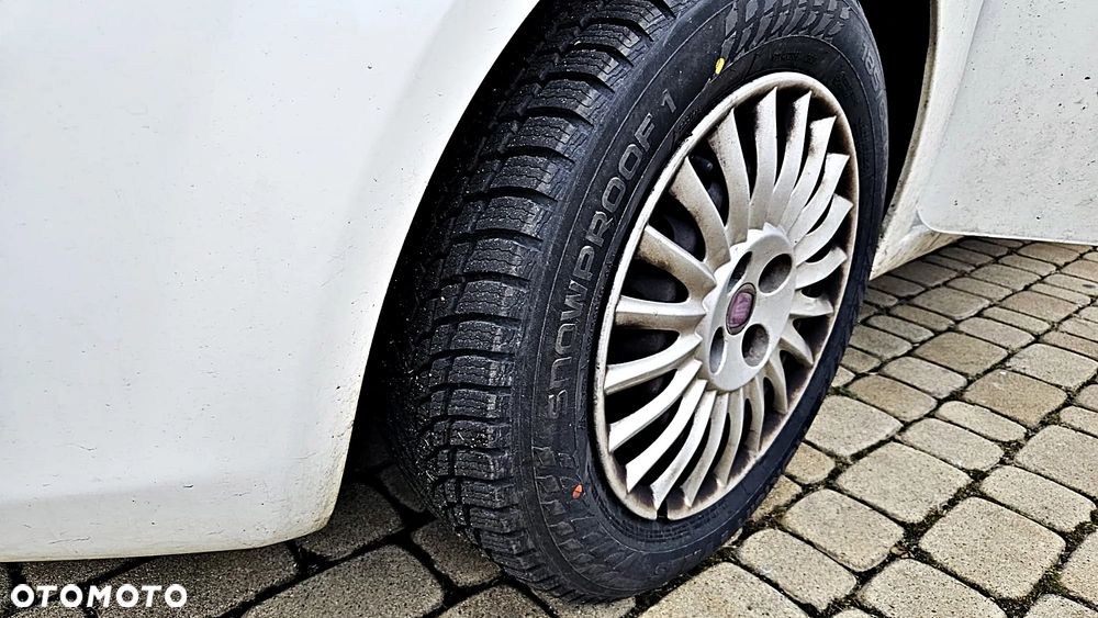 Fiat Grande Punto - 12