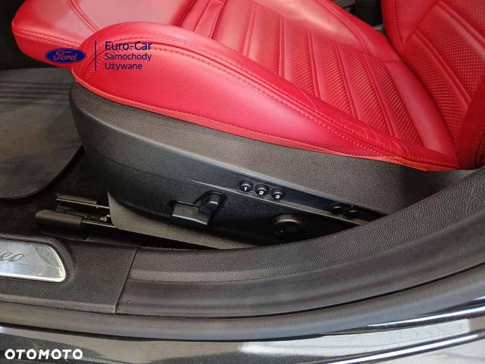 Alfa Romeo Giulia 2.0 Turbo Veloce Q4 - 32