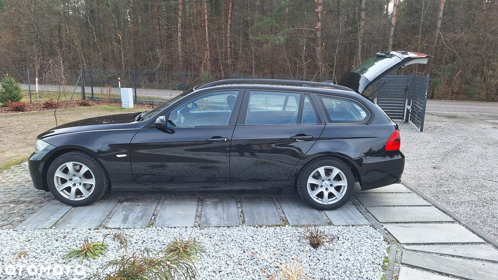 BMW Seria 3 318d - 4