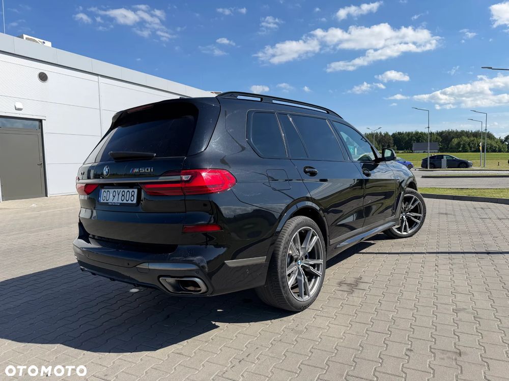 BMW X7 M50i sport - 19