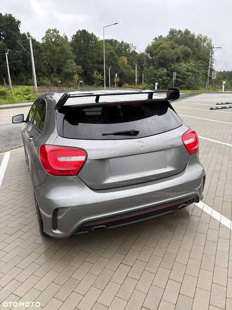 Mercedes-Benz Klasa A 250 4-Matic AMG Line - 3