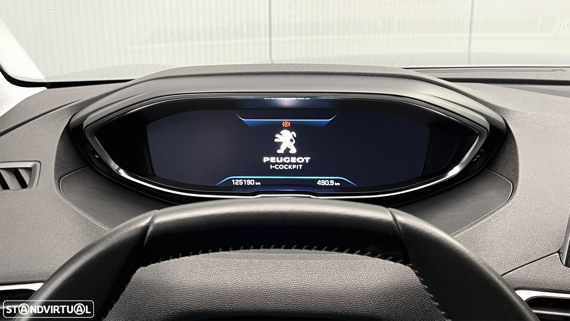 Peugeot 5008 1.2 PureTech Allure EAT8 - 18