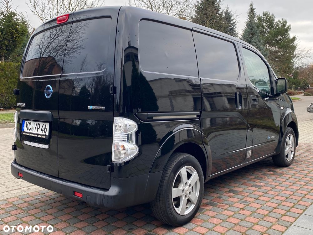 Nissan E-NV200 - 4