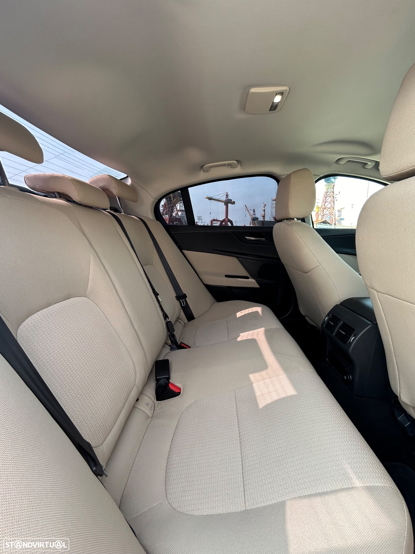 Jaguar XE 20d Aut. R-Sport - 16