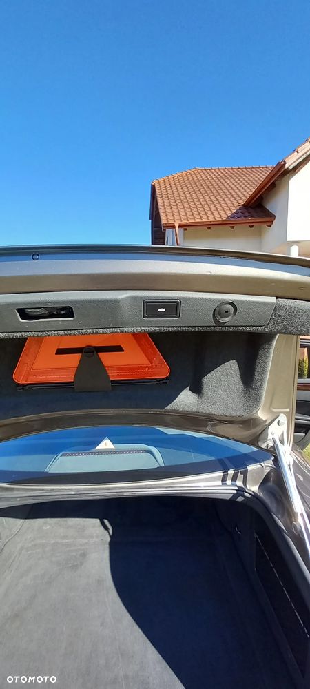 Volkswagen Phaeton - 13