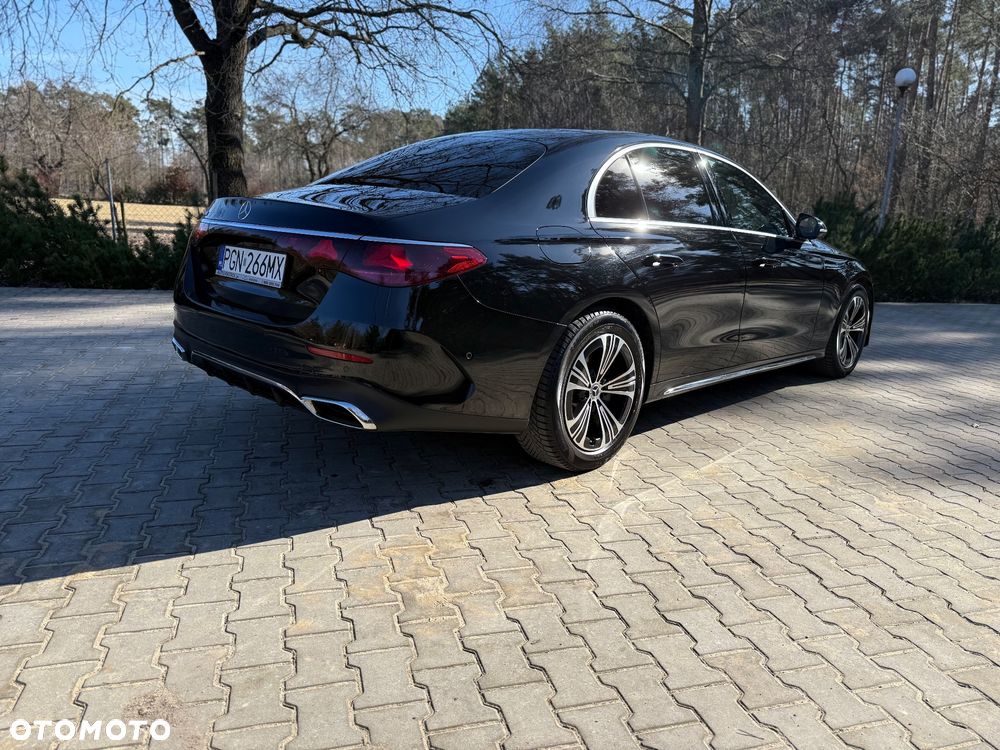 Mercedes-Benz Klasa E - 9