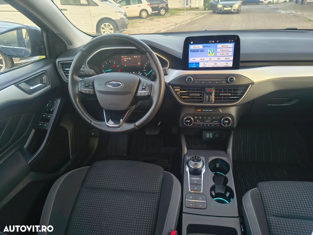 Ford Focus 1.0 EcoBoost MHEV Titanium - 5