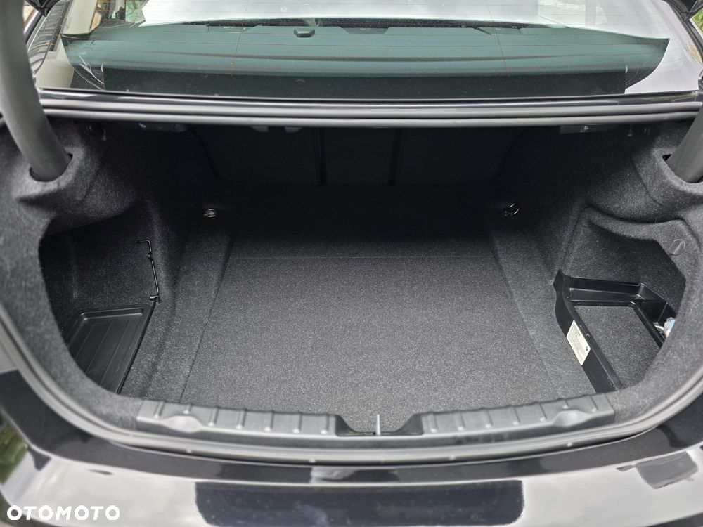 BMW Seria 3 330i GPF xDrive Sport Line - 20