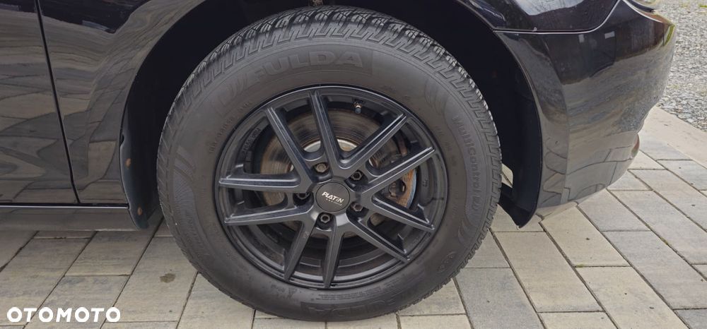 Volkswagen Golf - 16