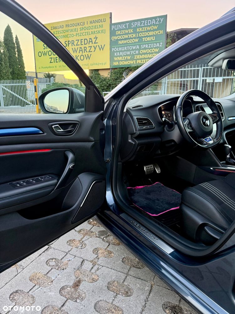 Renault Megane ENERGY TCe 205 EDC GT - 21