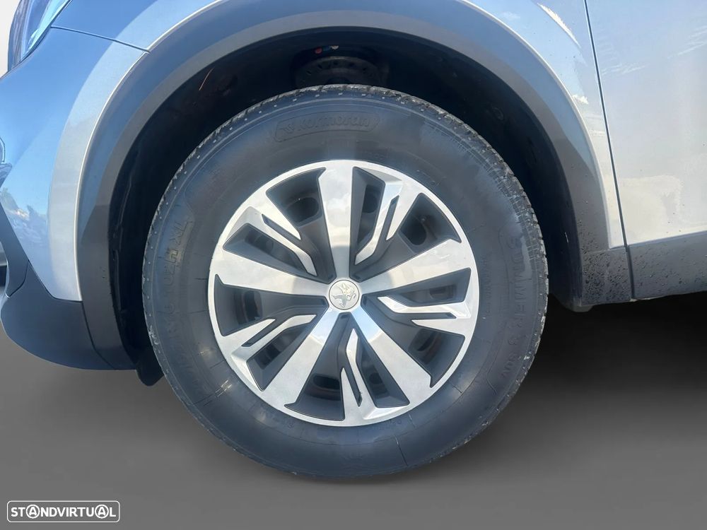 Peugeot 2008 1.2 PureTech Active Pack - 16