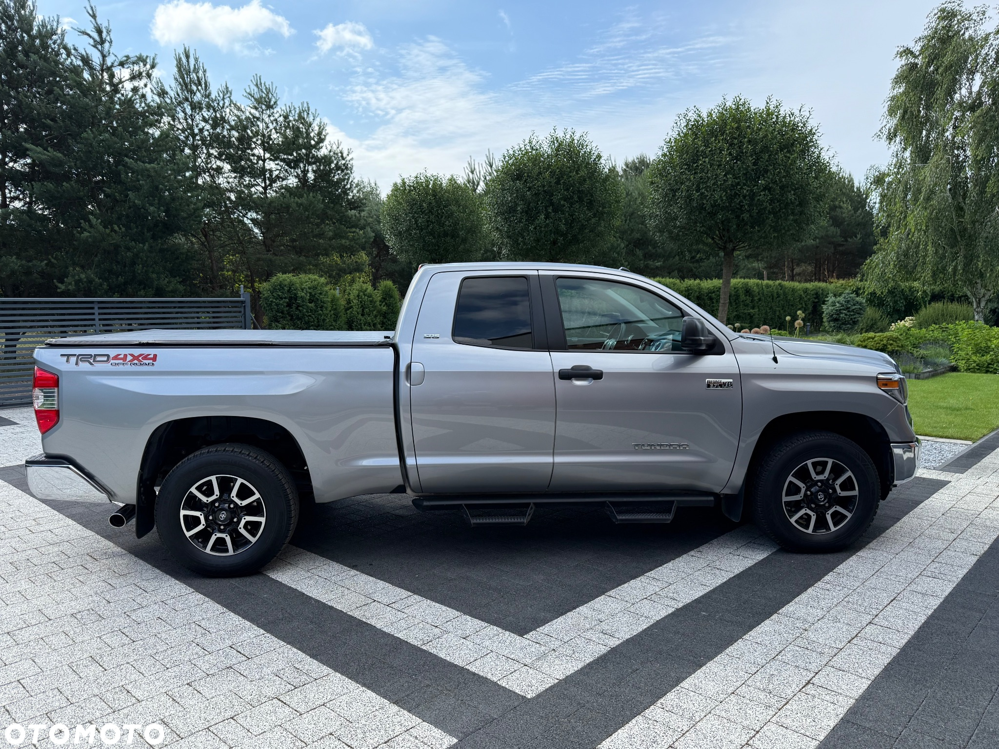 Toyota Tundra - 5