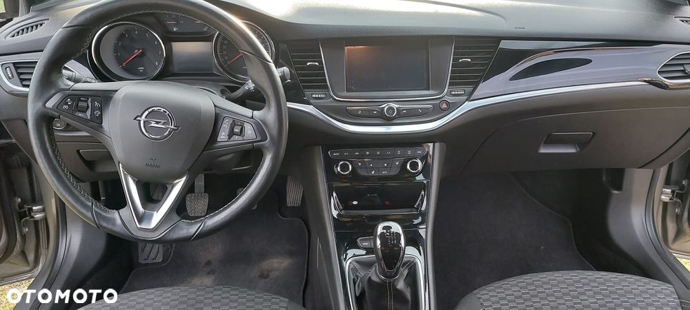 Opel Astra 1.4 T Dynamic - 16