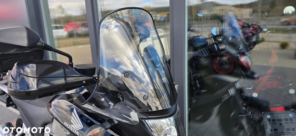 Honda VFR - 9