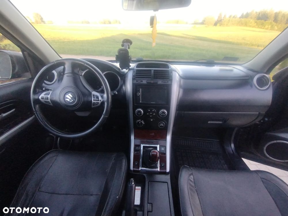 Suzuki Grand Vitara 1.9 DDiS - 8