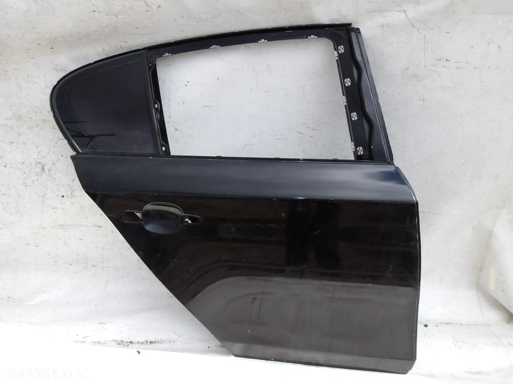 DRZWI PRAWE TYŁ TYLNE BMW E87 SCHWARZ II W425 F-VAT - 1