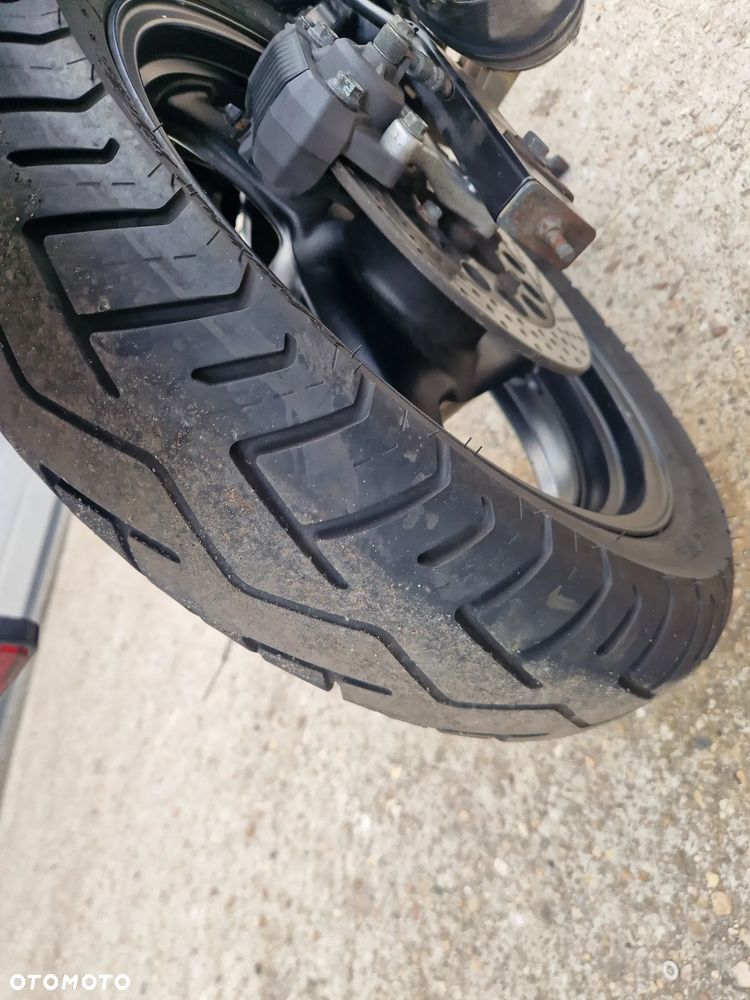 Suzuki GS - 20