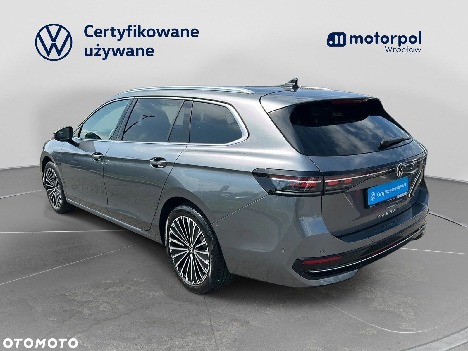 Volkswagen Passat 2.0 TDI SCR Elegance DSG - 2