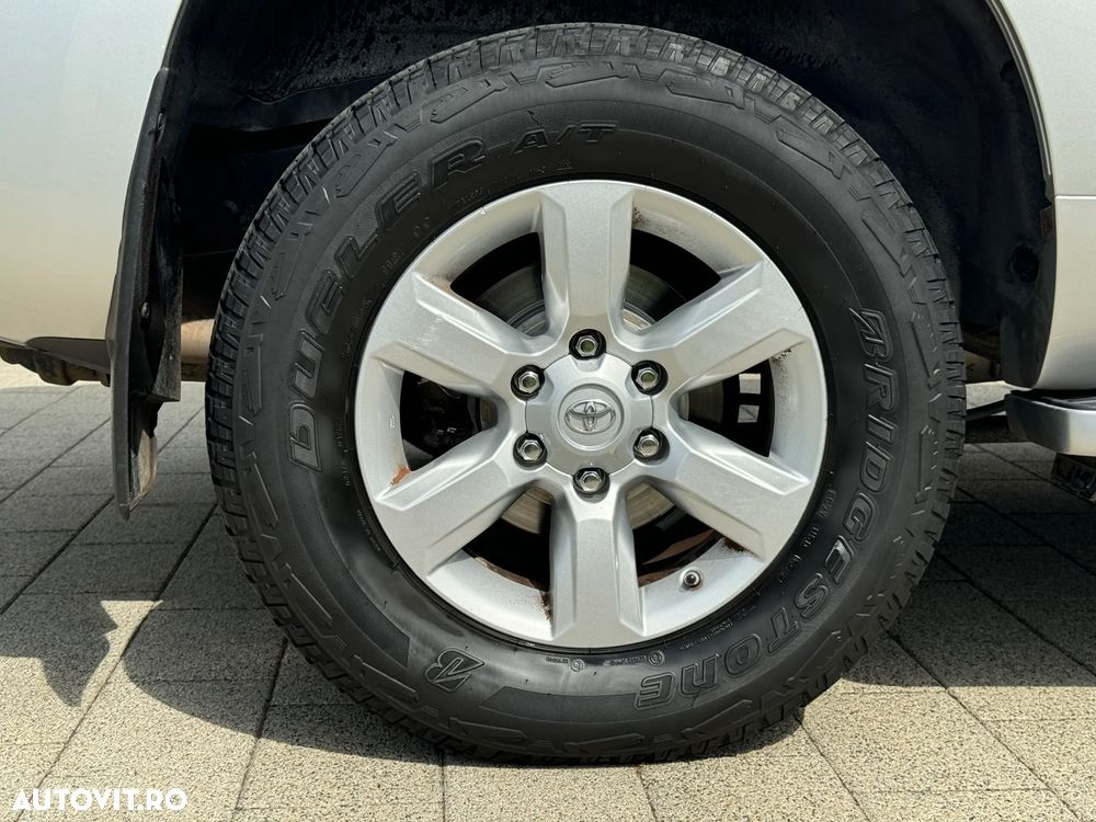 Toyota Land Cruiser 2.8l Turbo D-4D Aut. Executive - 12