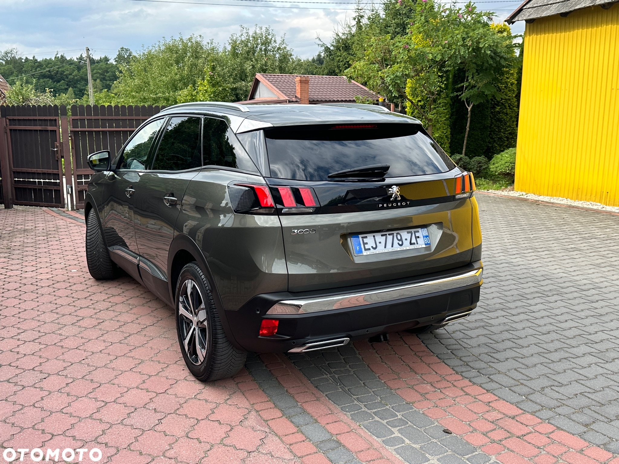 Peugeot 3008 1.6 BlueHDi Allure S&S - 9