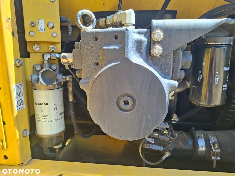 Komatsu PC210LC-8 - 4
