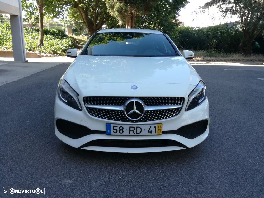 Mercedes-Benz A 200 d AMG Line - 2