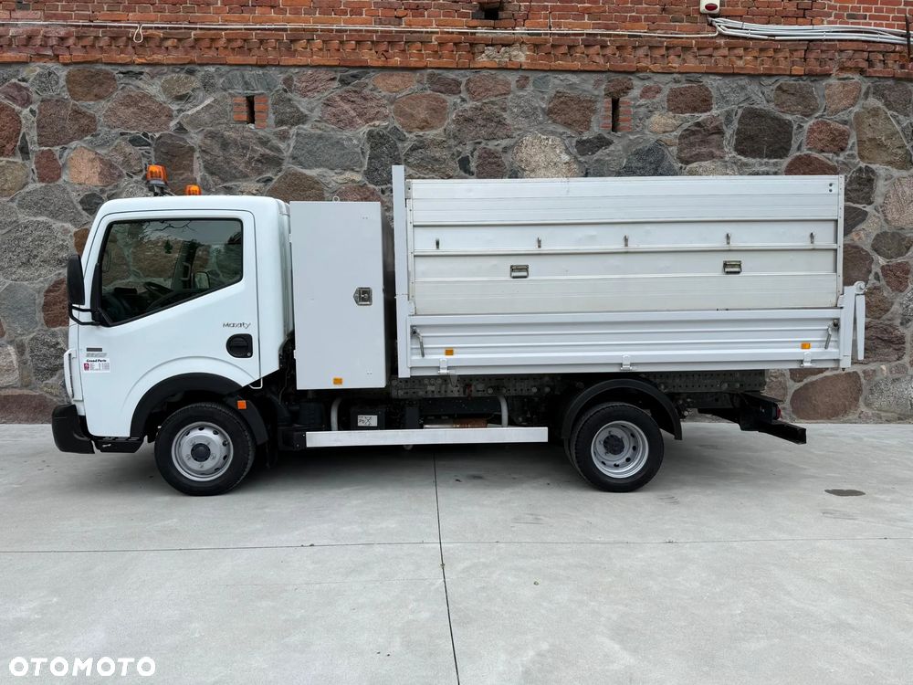 Renault Maxity 150 DXI - 4