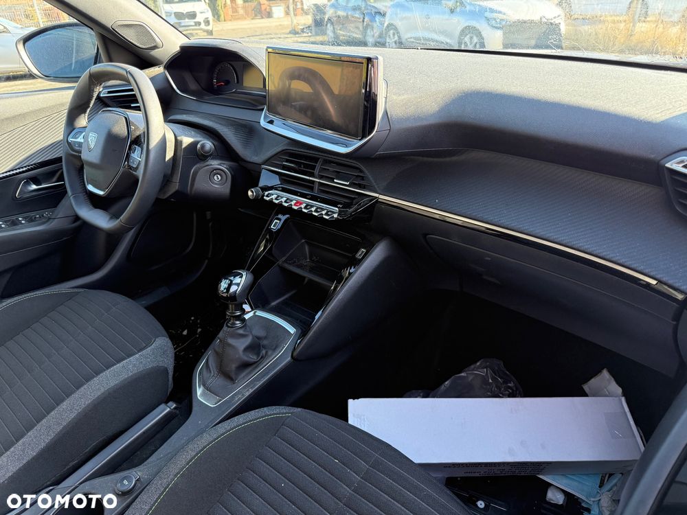 Peugeot 2008 - 6