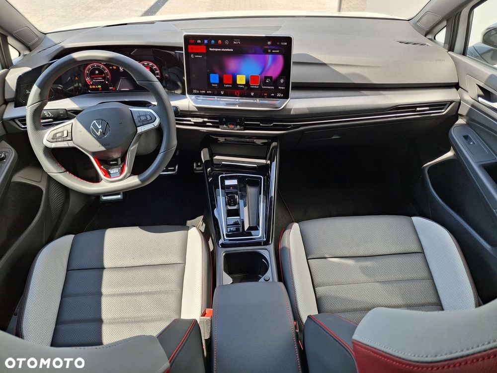 Volkswagen Golf - 16
