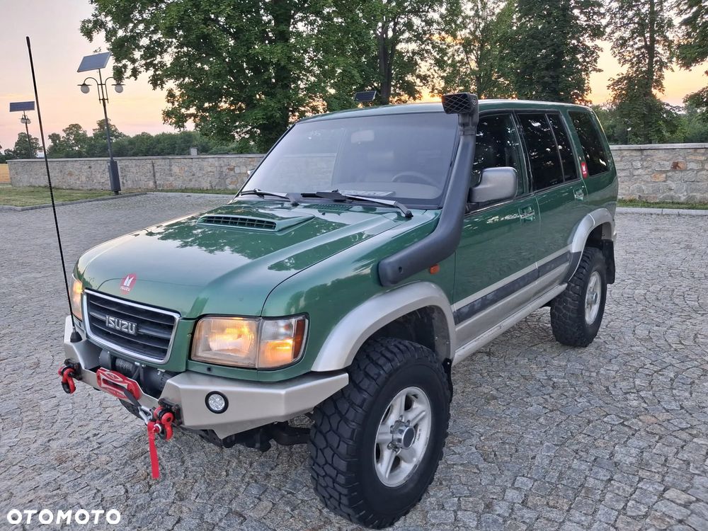 Isuzu Trooper - 15
