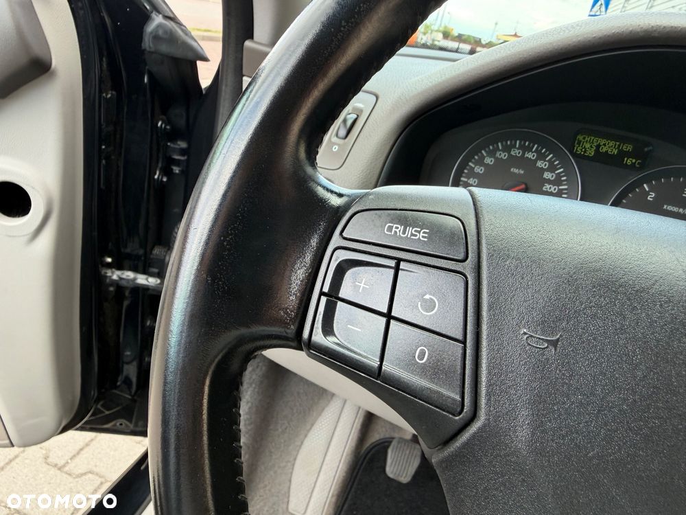 Volvo V50 1.6D - 32