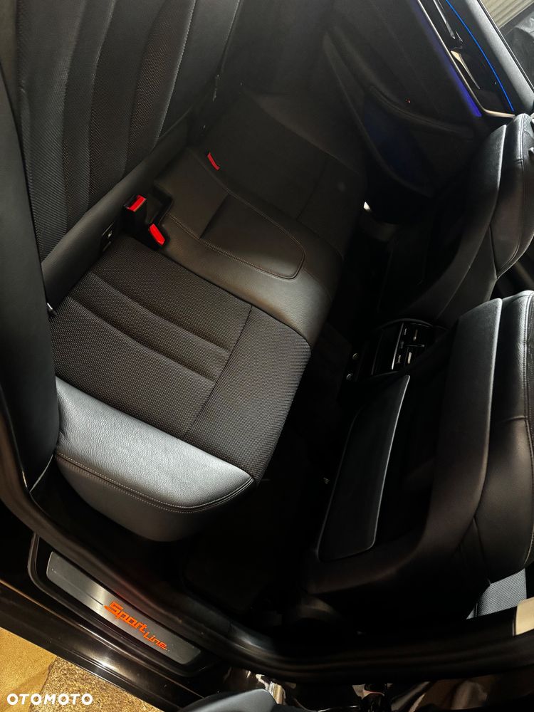 BMW Seria 5 520d Sport - 9