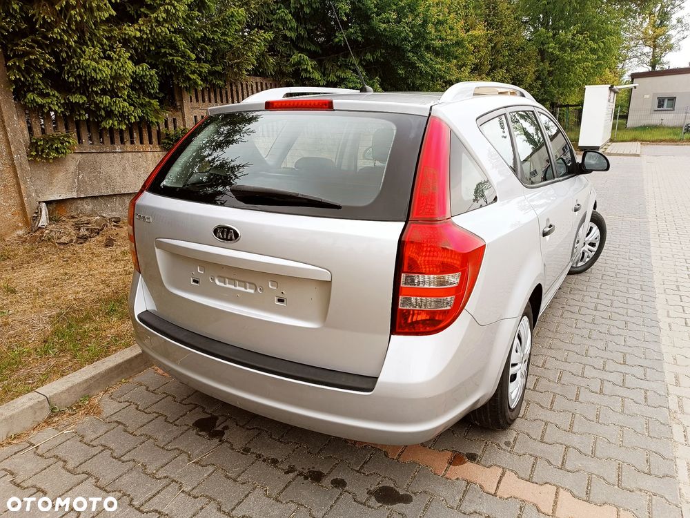 Kia Ceed 1.6 CVVT LX - 9