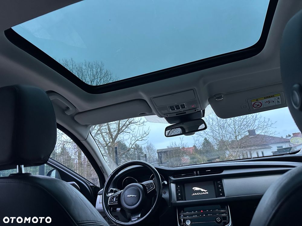 Jaguar XF 2.0 i4D Prestige - 16