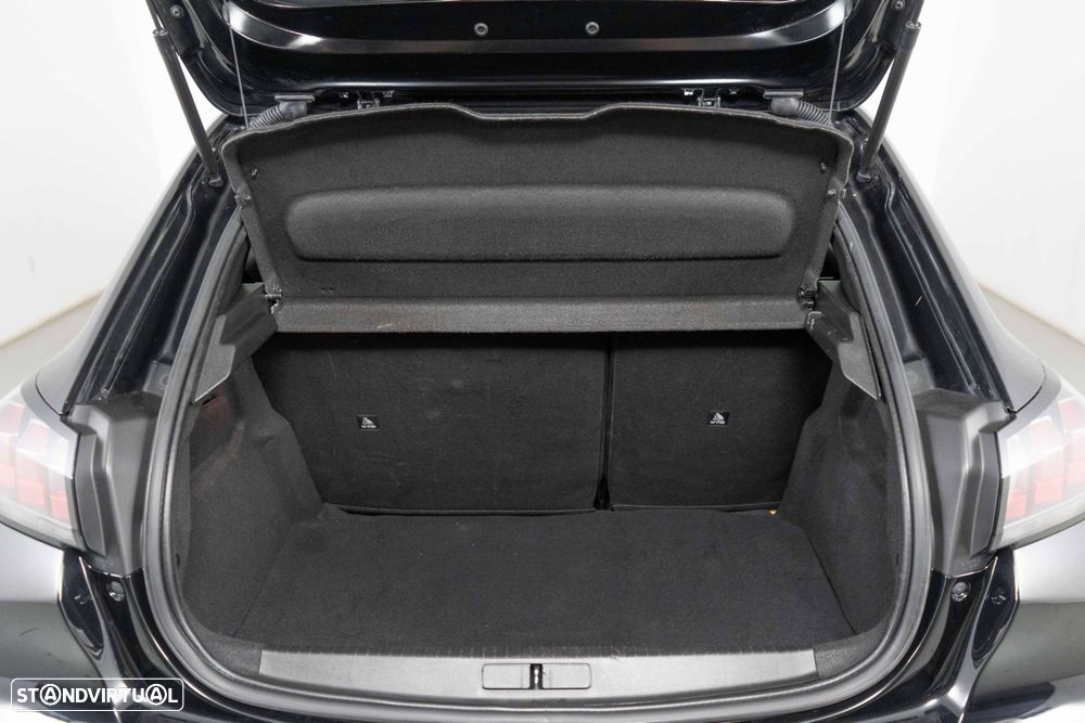 Peugeot 208 1.2 PureTech Active Pack - 12