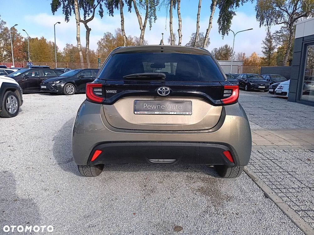 Toyota Yaris 1.5 Comfort - 4