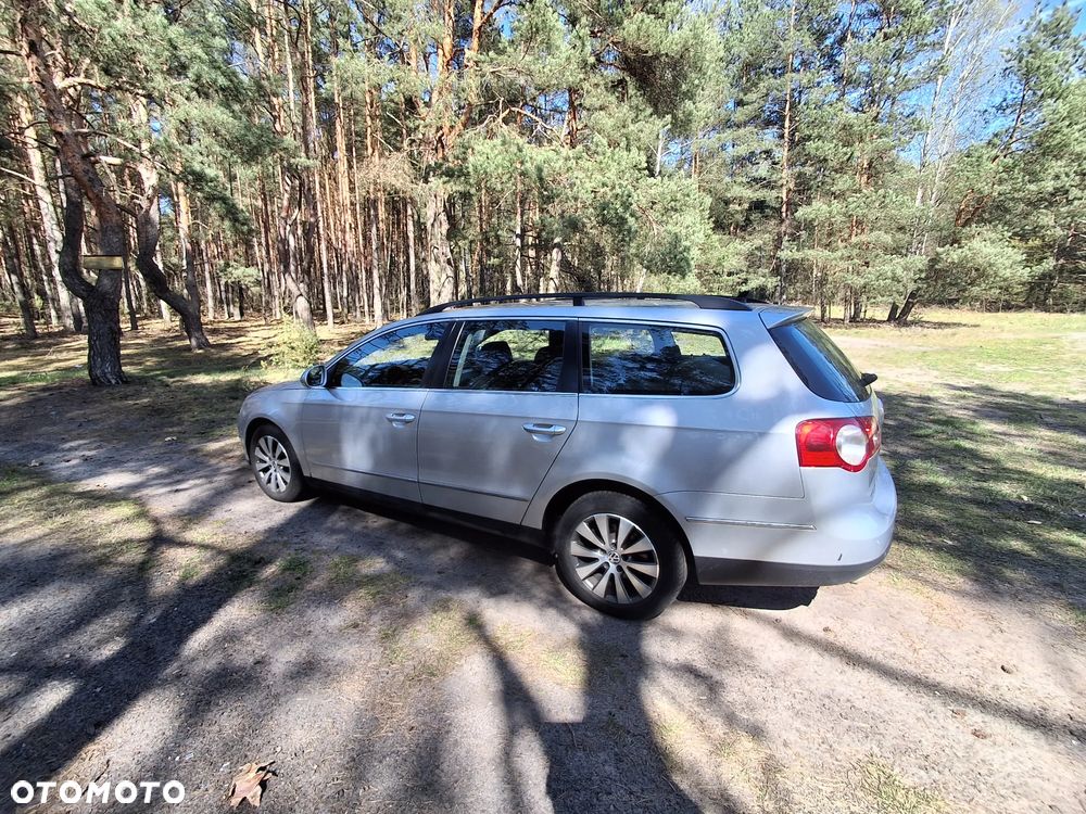 Volkswagen Passat 2.0 TDI 4Motion Comfortline - 8