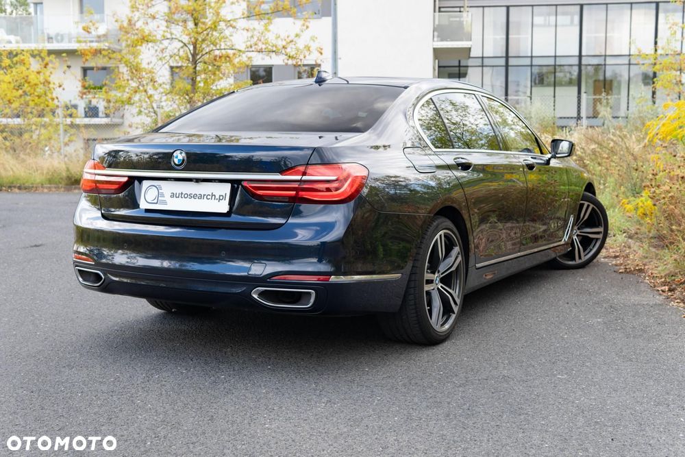 BMW Seria 7 740Li xDrive - 8