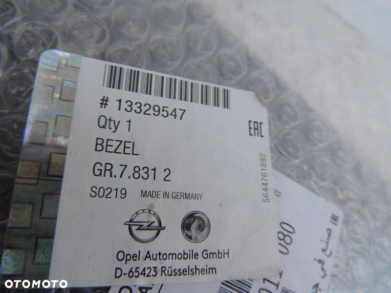 Opel Grandland klapka wlewu paliwa 13329547 nowa - 4