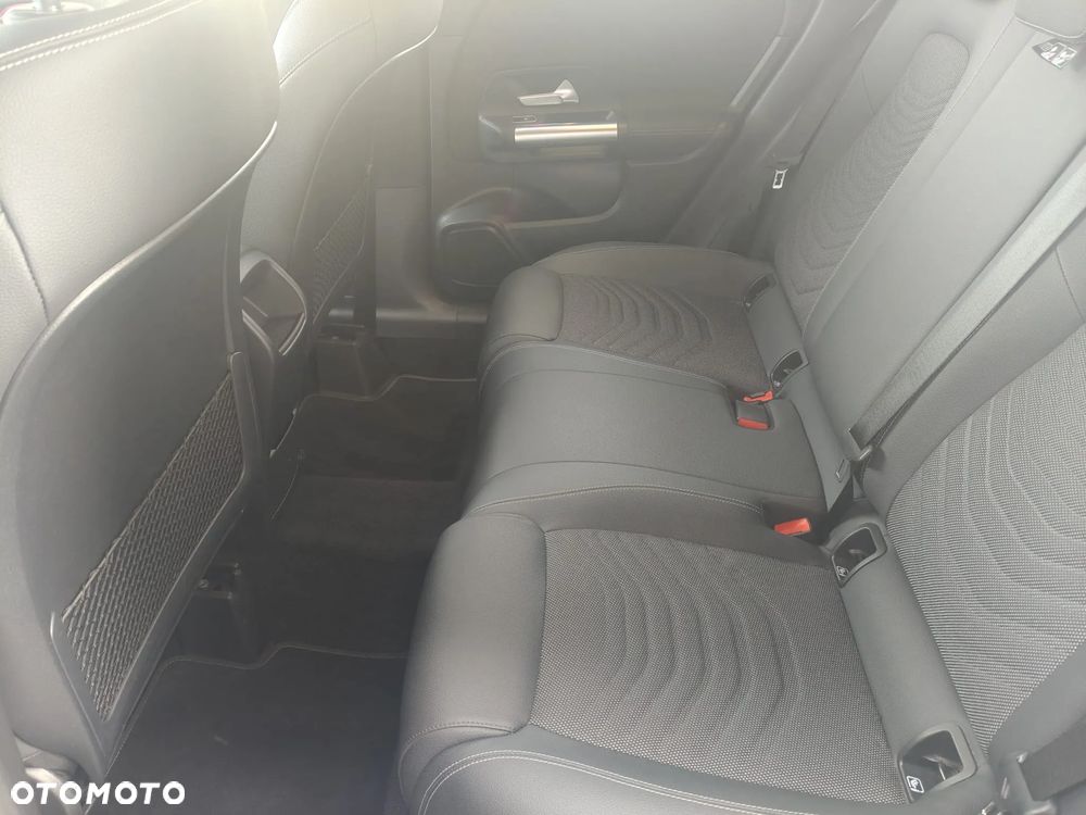 Mercedes-Benz GLA 220 mHEV 4-Matic Progressive 8G-DCT - 21