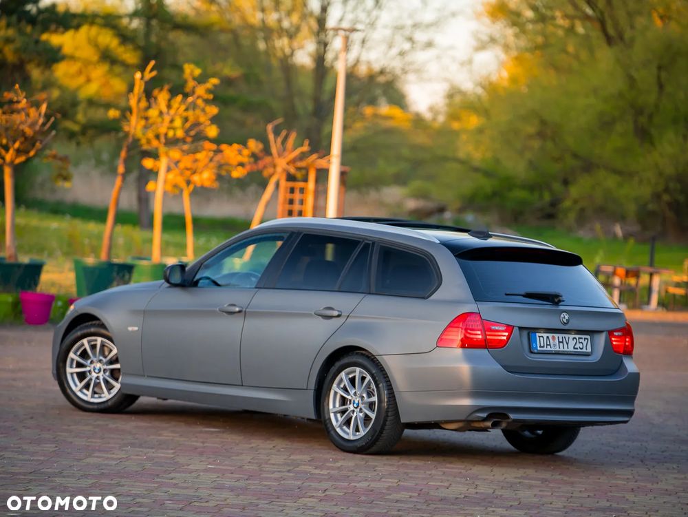BMW Seria 3 318i Edition Lifestyle - 6