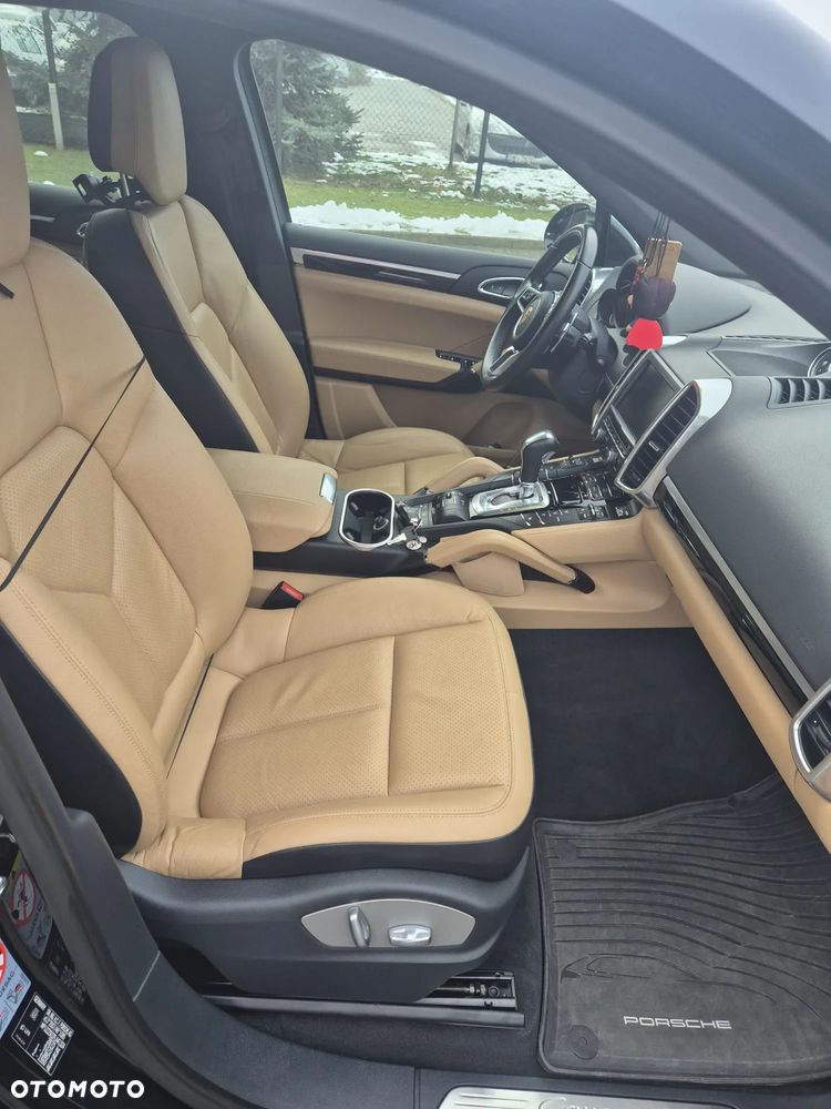 Porsche Cayenne Diesel - 12