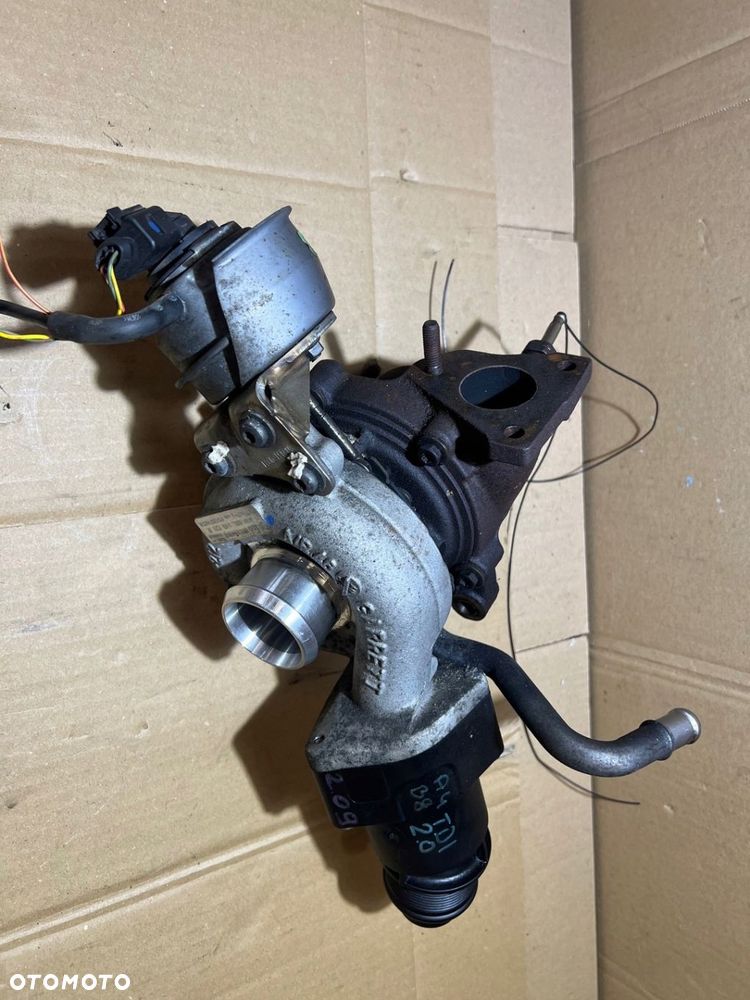 AUDI A4 B8 LIFT 2.0 TDI TURBOSPRĘŻARKA TURBINA TURBO 03L145721B - 4