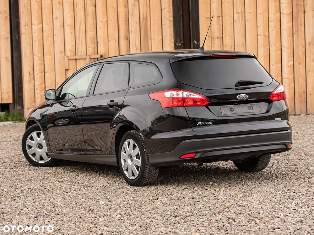 Ford Focus 1.0 EcoBoost Titanium ASS - 9