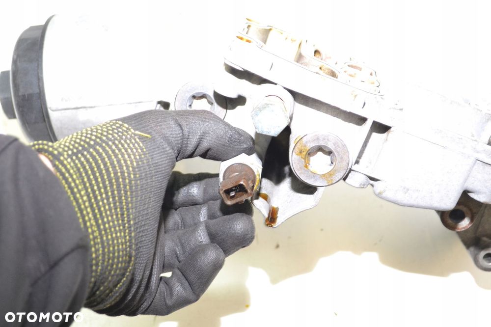 OBUDOWA PODSTAWA FILTRA OLEJU BMW E53 E60 E61 E46 E39 2.2 2.5 3.0 M54 M52 - 6