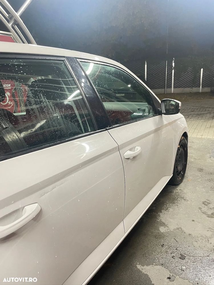 Skoda Fabia 1.0 TSI 95 CP Ambition - 21